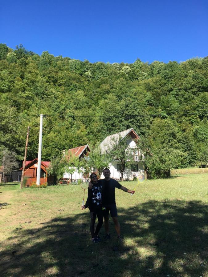 Domacinstvo Ubovic Semesterbostad *